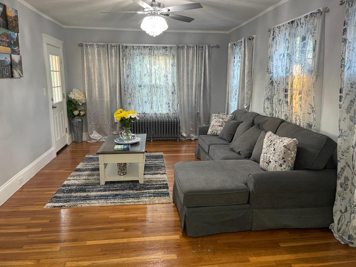 Boston Luxury Condo Style Rooms Bagian luar foto